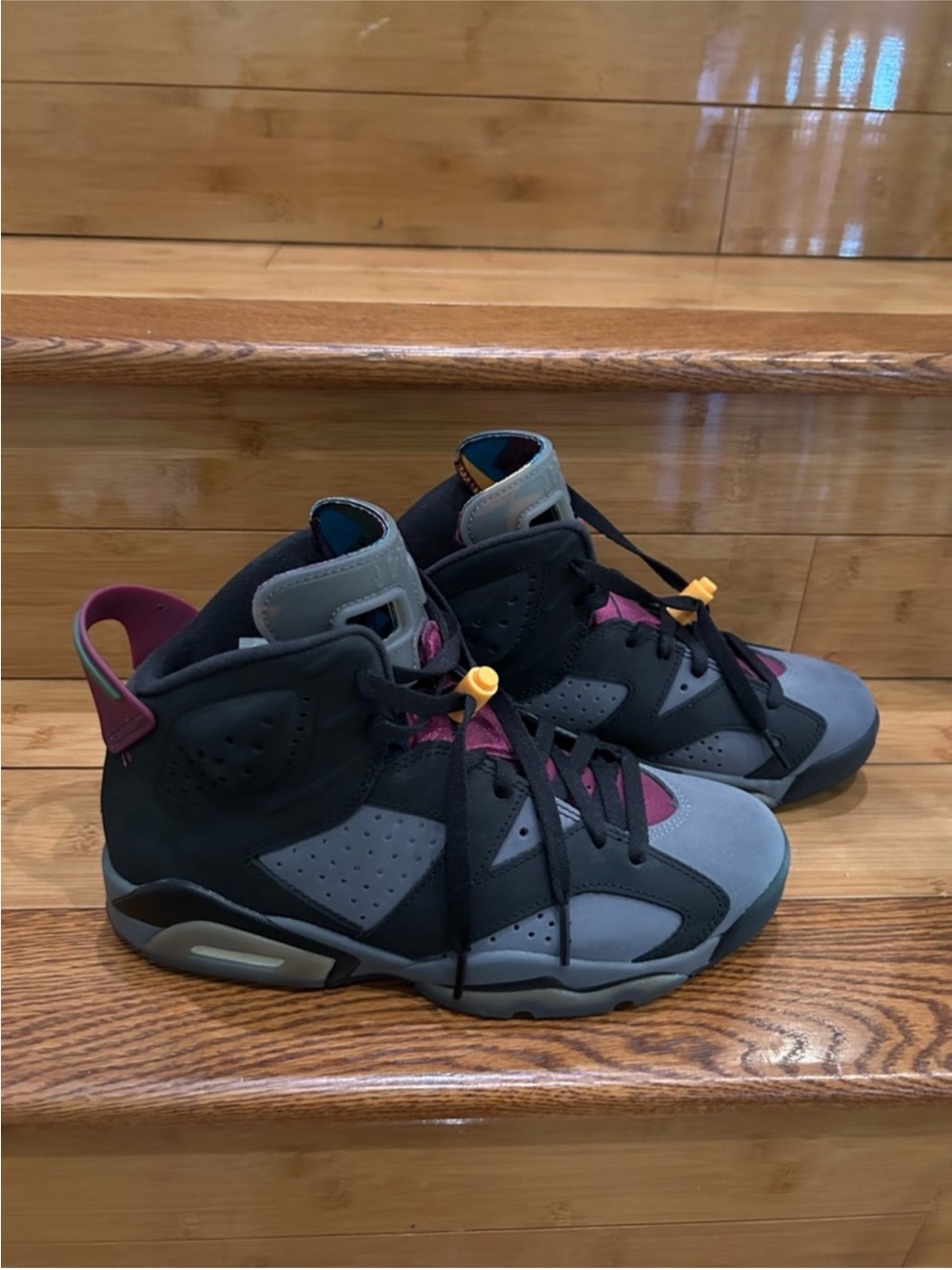Air Jordan Retro 6 Bordeaux